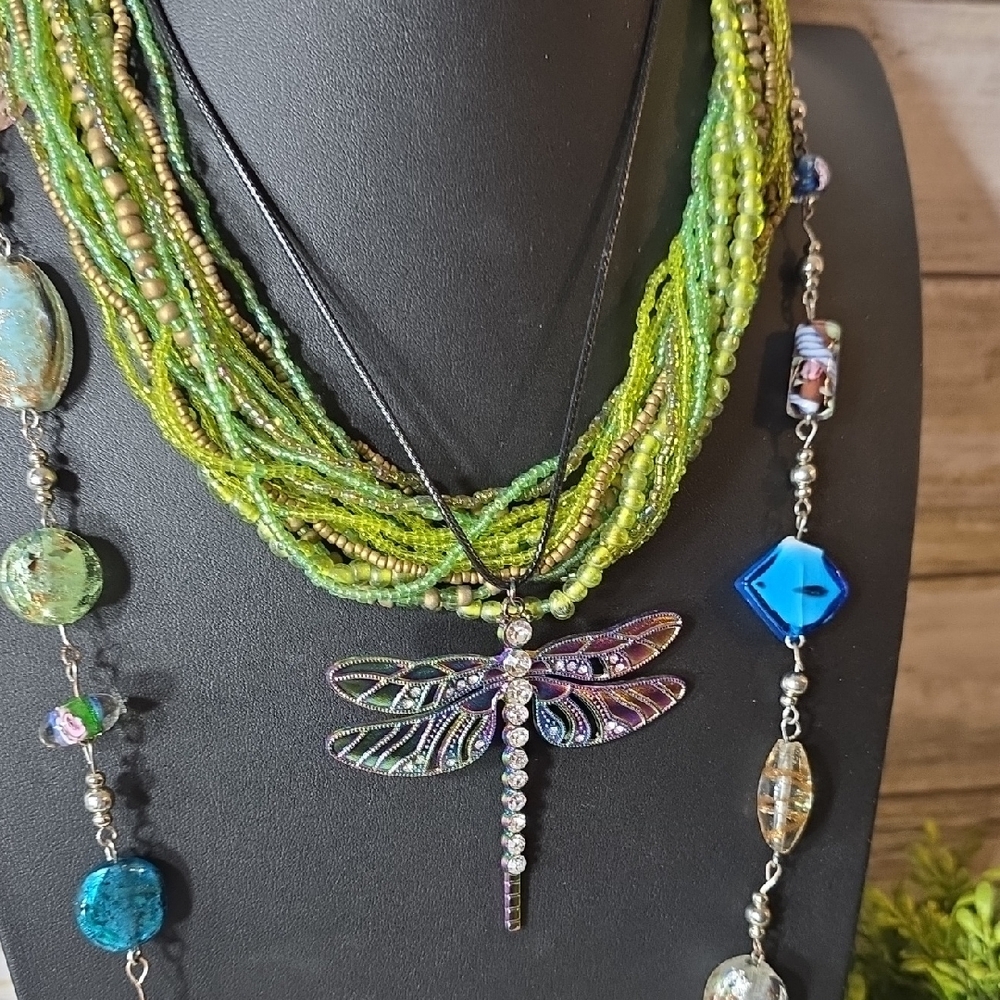 PREMIERE DESIGNS Multicolor Glass Beaded Necklace Set with Dragonfly Pendant